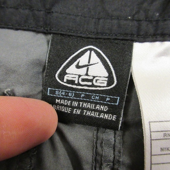 VTG Nike ACG Womens Capri‎ Convertible Nylon Pants size S Windbreaker Y2K Raver - Picture 3 of 10
